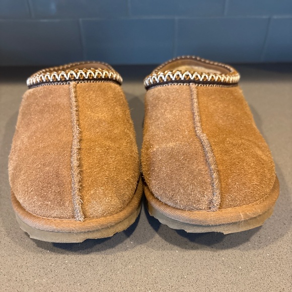 UGG® 5 Tasman II Slipper - Little Kid / Big Kid - Chestnut - Picture 2 of 10